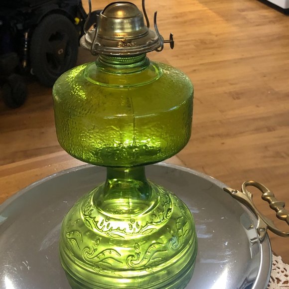 EAGLE OIL LAMP Art Vintage Eagle Oil Lamp In Very Good Condition